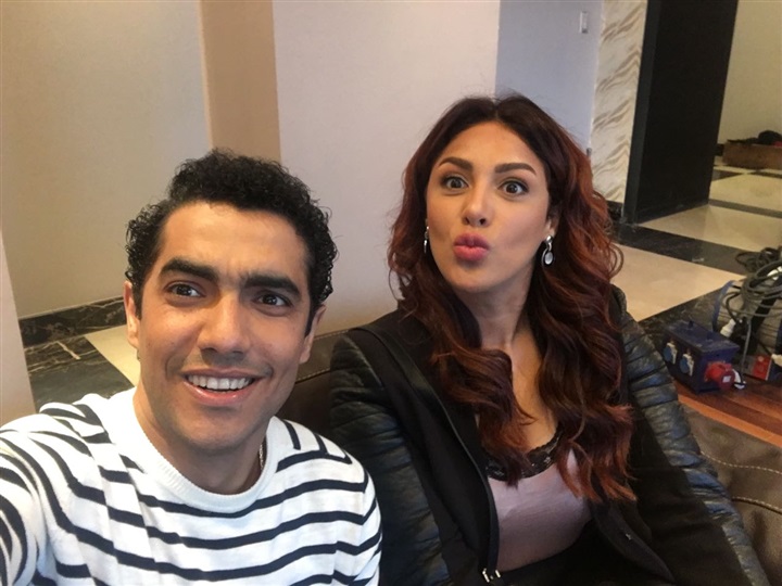 نرمين ماهر تتبرأ من افيش حليمو أسطورة الشواطئ نرمين ماهر تتبرأ من افيش حليمو أسطورة الشواطئ