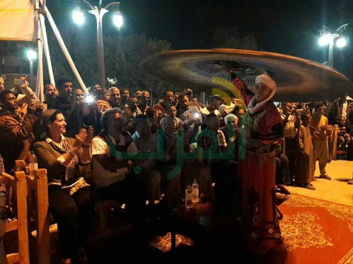 بالصور.. عروض فنية وفنون شعبية بساحة أبو الحجاج بالأقصر بالصور.. عروض فنية وفنون شعبية بساحة أبو الحجاج بالأقصر