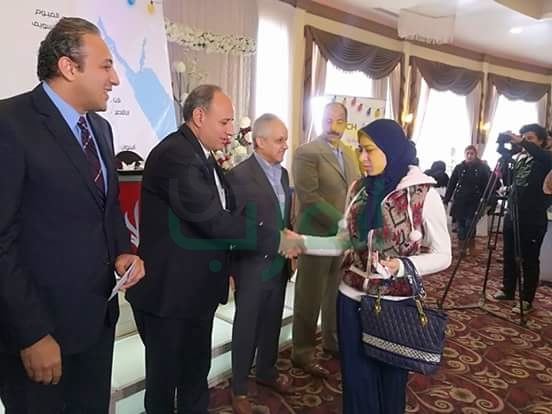 محافظ الإسكندرية يشارك في احتفالية مبادرة " هنتمم الفرحة "