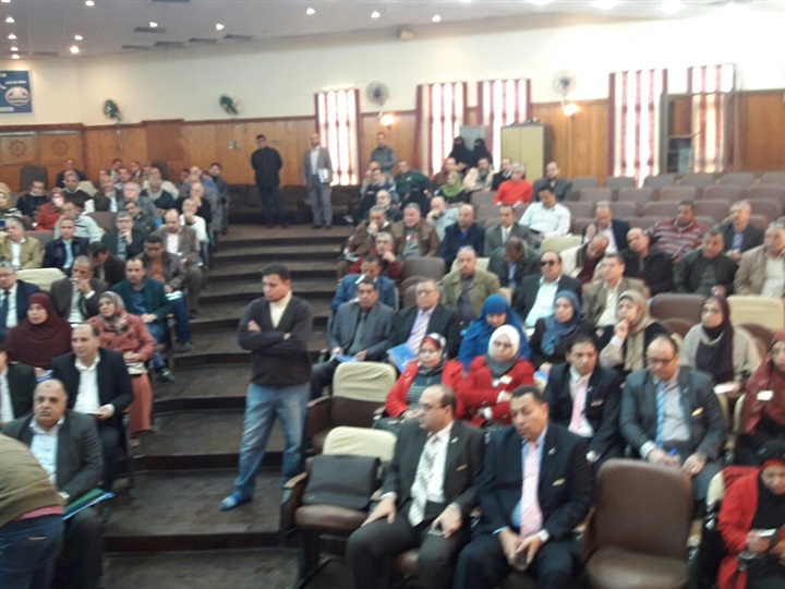 تدريب 432 معلمًا وقياديًا في المرحلة الثانية لمشروع "المعلون أولًا" بكفر الشيخ 