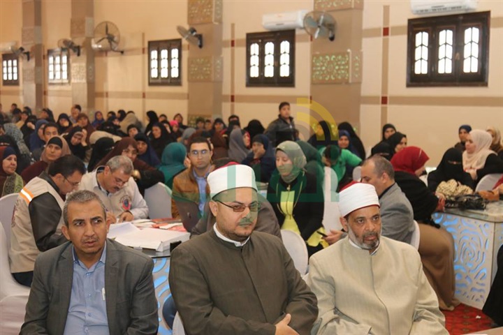 بالصور.. هيئة الإغاثة الإسلامية تمنح 338 يتيمًا بكفر الشيخ مليون و 250 ألف جنيه 