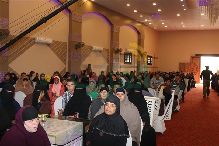 بالصور.. هيئة الإغاثة الإسلامية تمنح 338 يتيمًا بكفر الشيخ مليون و 250 ألف جنيه 
