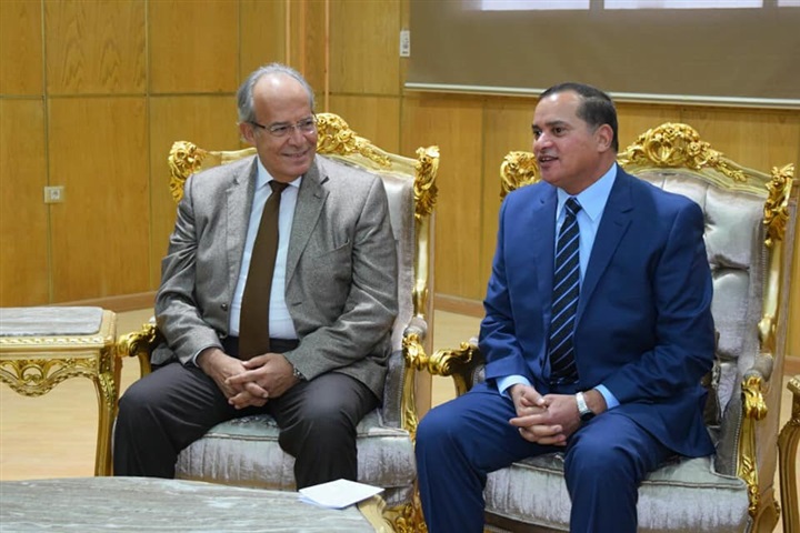 "الشريف" يعلن عن مؤتمر تنموي كبير بجامعة سوهاج في مطلع العام الجديد 