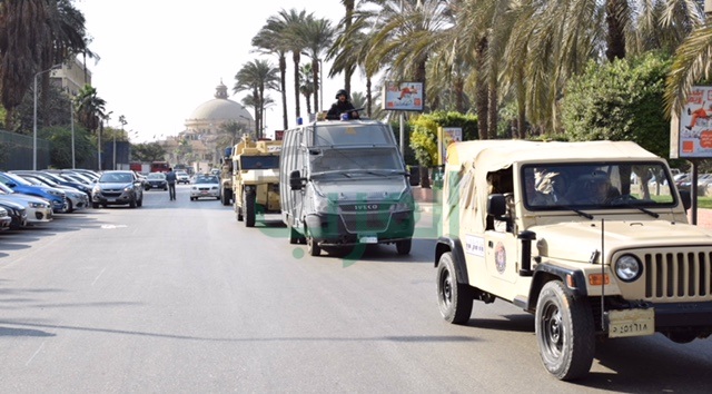 القوات المسلحة ووزاره الداخلية تكثف دورياتها الأمنية لتأمين الاحتفال بالعام الميلادي الجديد