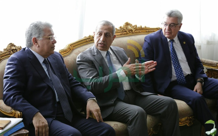 الإكاديمية العربية تستضيف مائدة مستديرة لمناقشة تعديل بعض البنود فى قانون الجامعات 