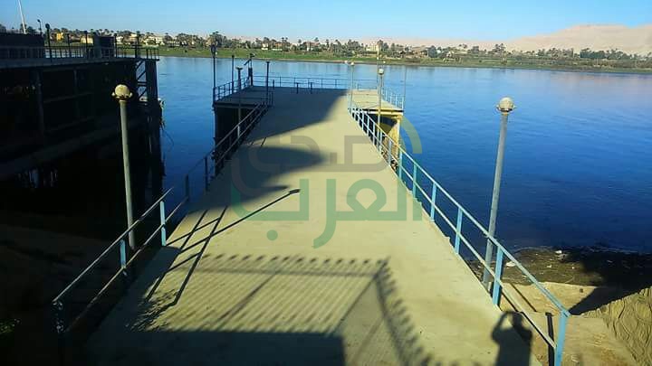 بالصور.. مياه الأقصر تركيب حواجز ضد الملوثات والمواد البترولية