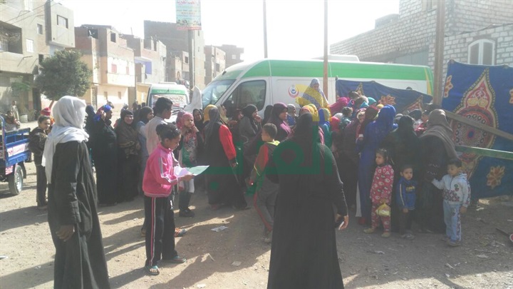 القافلة الأولى بحى غرب البلد أسيوط وكشف2850 مريض فى ثلاثة أيام