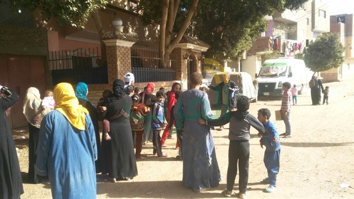 القافلة الأولى بحى غرب البلد أسيوط وكشف2850 مريض فى ثلاثة أيام