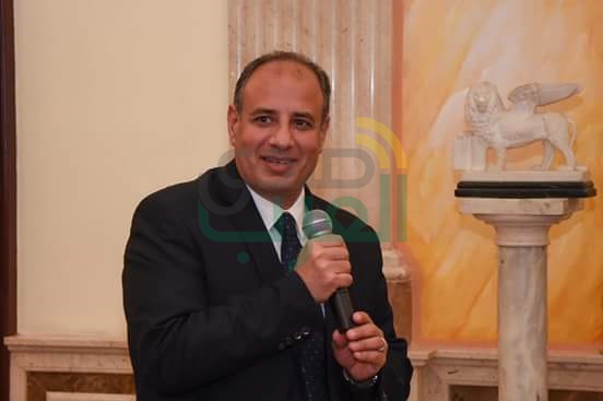 سلطان يهنئ أقباط الروم اﻷرثوذكس بعيد الميلاد المجيد 