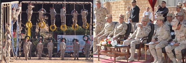 وزير الدفاع والإنتاج الحربى يلتقي أعضاء هيئة التدريس و الطلبة المستجدين للكليات والمعاهد العسكرية بالكلية الحربية