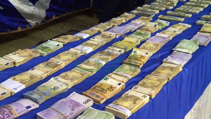 بالصور.. سقوط أخطر تشكيل عصابى لسرقة المساكن بـ100 مليون جنيه مضبوطات