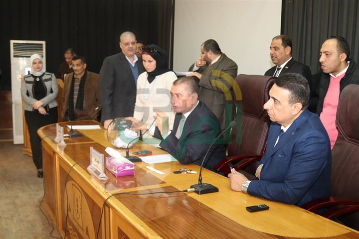 بالأسماء والصور.. تسليم 15 سيارة ربع نقل لشباب كفر الشيخ بالتعاون مع صندوق تحيا مصر