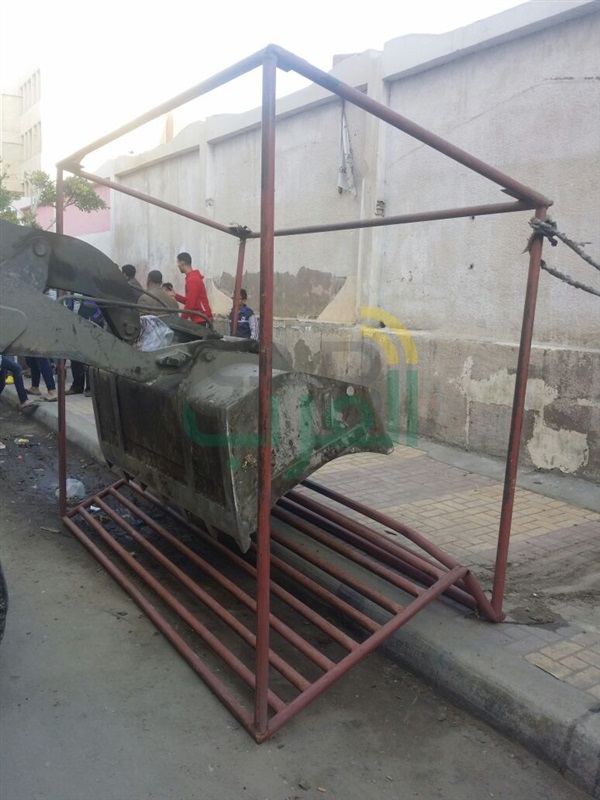 حملة مكبرة بحي شرق للقضاء على مخالفات الإشغالات بنطاق الحي 