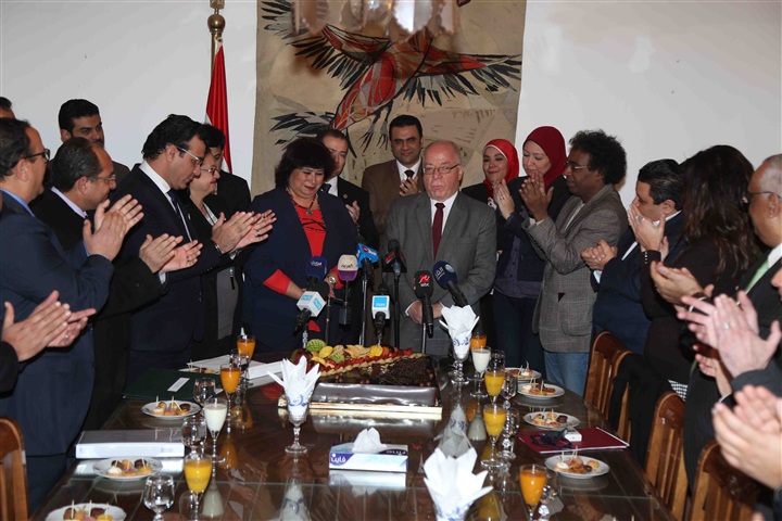 وزير الثقافة تكرم النمنم وتلتقي بقيادات الوزارة وزير الثقافة تكرم النمنم وتلتقي بقيادات الوزارة