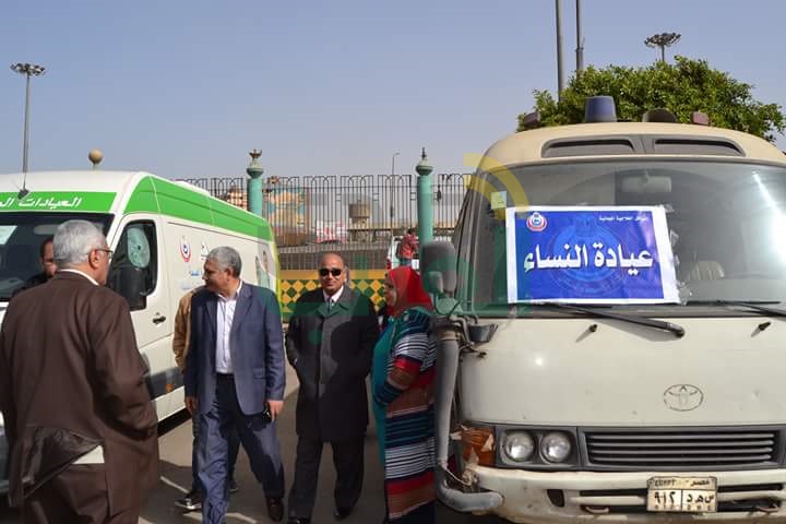 رئيس مدينة شبرا الخيمة يتفقد القافلة الطبية 