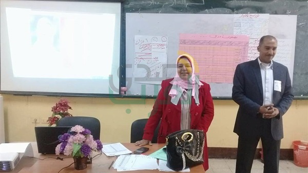 مديرة التعليم بنجع حمادي تتابع تدريب "مصفوفة مهارات واستراتيجيات القرائية "