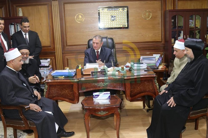 بالصور.. محافظ كفر الشيخ يستقبل وفد بيت العائلة بالقاهرة