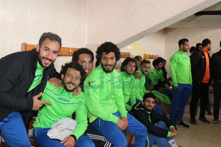 محافظ كفر الشيخ يحفز لاعبي الفريق الكروي قبل مواجهة الأوليمبي