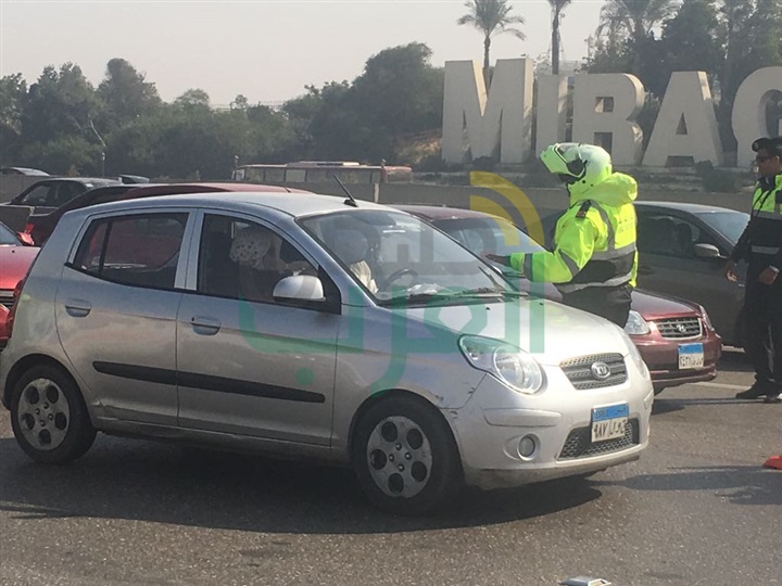 بالصور.. الداخلية تنشر حملة «ترك مسافة أمان» لتوعية قائدى السيارات