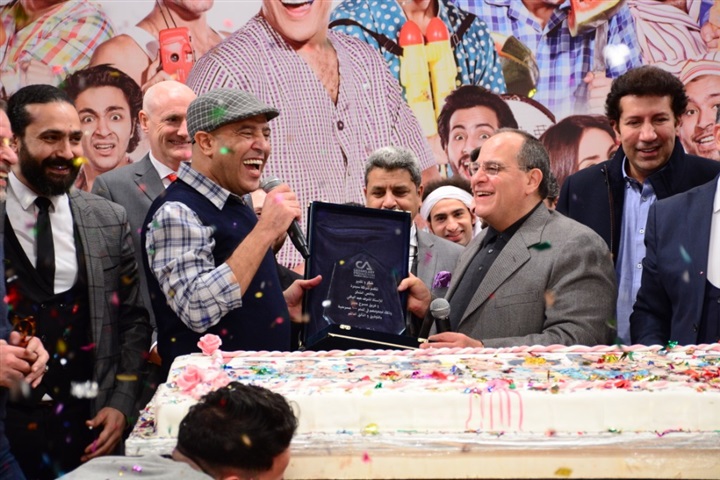 بالصور.. أشرف عبد الباقي ونجوم الفن يحتفلون بـ"مئوية" مسرح مصر بالصور.. أشرف عبد الباقي ونجوم الفن يحتفلون بـ"مئوية" مسرح مصر