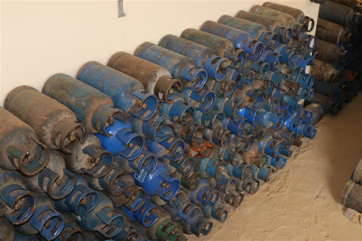 بالفيديو.. محافظ كفر الشيخ يفتتح مستودع الغاز بسعة 900 إسطوانة شهريًا