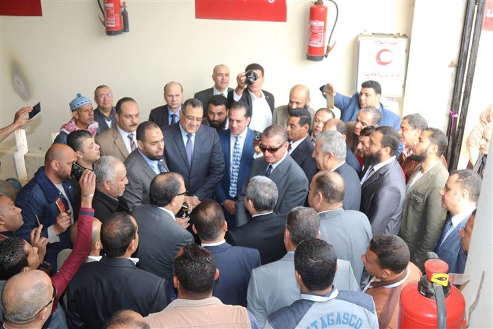بالفيديو.. محافظ كفر الشيخ يفتتح مستودع الغاز بسعة 900 إسطوانة شهريًا