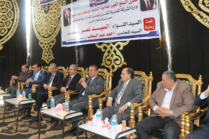 بالفيديو.. محافظ كفر الشيخ يفتتح مستودع الغاز بسعة 900 إسطوانة شهريًا