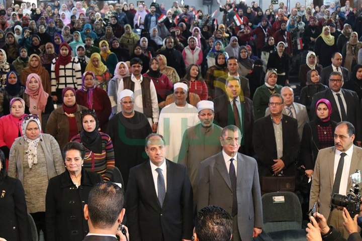 محافظ كفر الشيخ في مؤتمر"صوتك لمصر بكرة" بالبحيرة: الست المصرية هي بوصلة الأمن القومى المصرى
