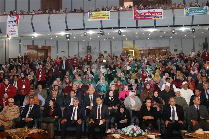 محافظ كفر الشيخ في مؤتمر"صوتك لمصر بكرة" بالبحيرة: الست المصرية هي بوصلة الأمن القومى المصرى