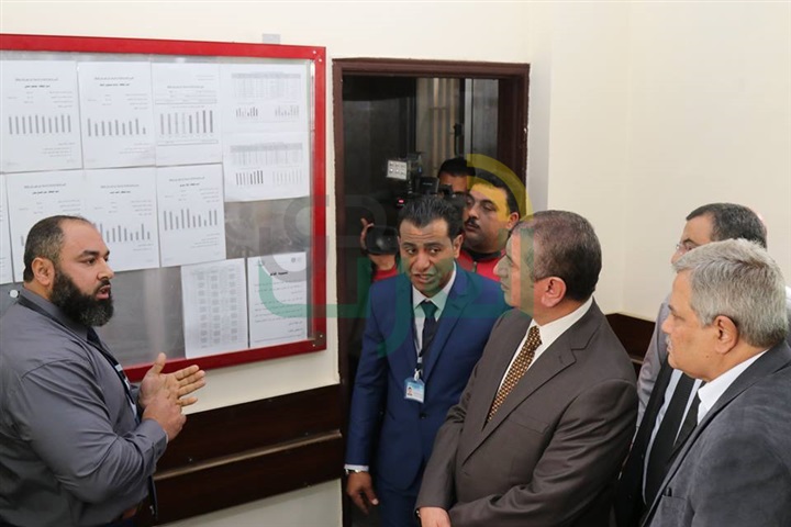 بالصور.. محافظ كفر الشيخ ورئيس مجلس إدارة شركة مياه الشرب يفتتحان الخط الساخن وخدمة العملاء 