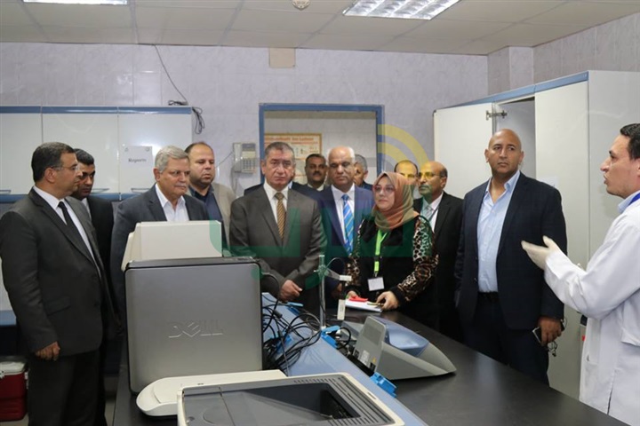 بالصور.. محافظ كفر الشيخ ورئيس مجلس إدارة شركة مياه الشرب يفتتحان الخط الساخن وخدمة العملاء 