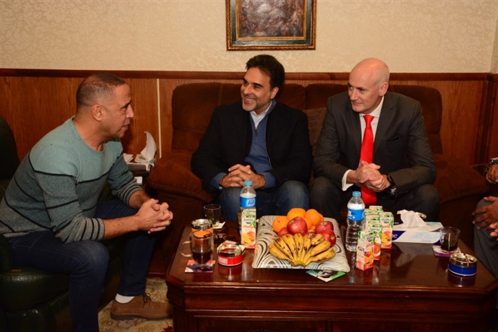 بالصور.. أشرف عبد الباقي ونجوم الفن يحتفلون بـ"مئوية" مسرح مصر بالصور.. أشرف عبد الباقي ونجوم الفن يحتفلون بـ"مئوية" مسرح مصر