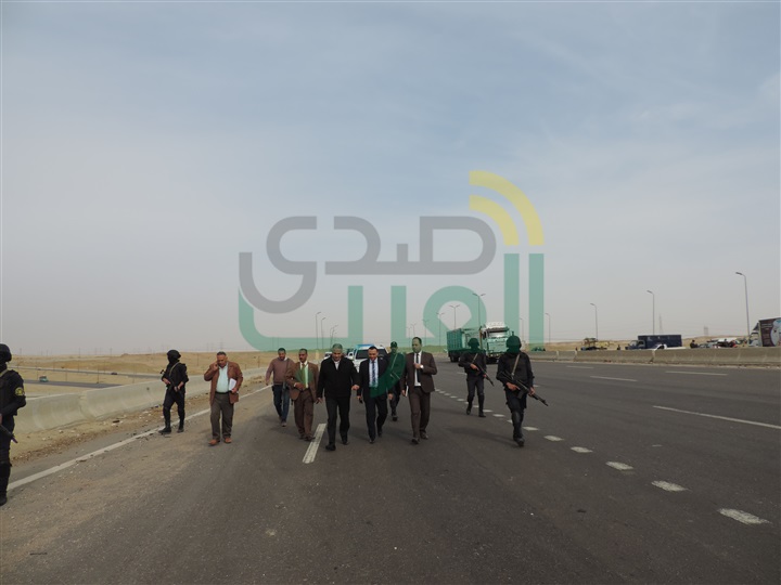 مدير أمن الفيوم يفاجئ الخدمات الأمنية ويطالب القوات بالتصدى بمنتهى الحسم للخارجين عن القانون