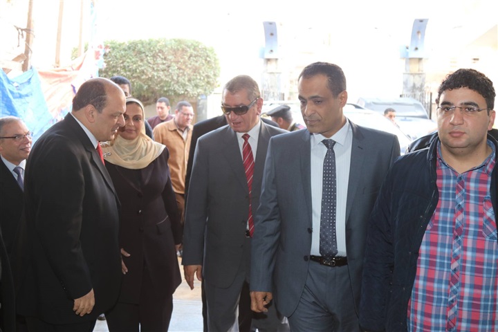 بالصور.. محافظ كفر الشيخ يفتتح وحدة قسطرة القلب والمخ بالمستشفى العام 