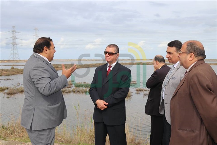 بالصور.. محافظ كفرالشيخ يطلق إنشاء المرحلة الثالثة من كورنيش بحيرة البرلس بتكلفة 20 مليون جنيه