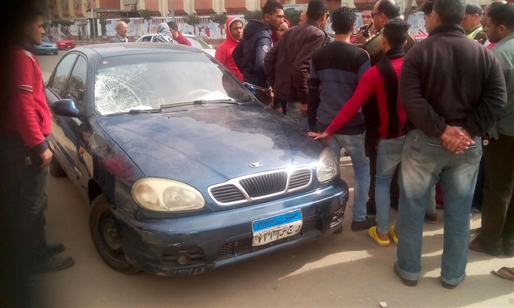 إصابة شخص إثر اصطدامه بسيارة فى بنها  