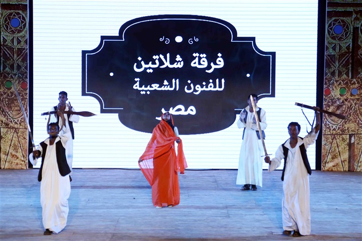 موكب نيلي لـ7 دول من 3 قارات في مهرجان أسوان الدولي للثقافة والفنون موكب نيلي لـ7 دول من 3 قارات في مهرجان أسوان الدولي للثقافة والفنون