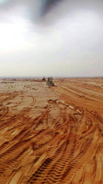 محافظ الشرقية يتابع إستعدادات تجهيز أرض المهرجان التاسع للهجن