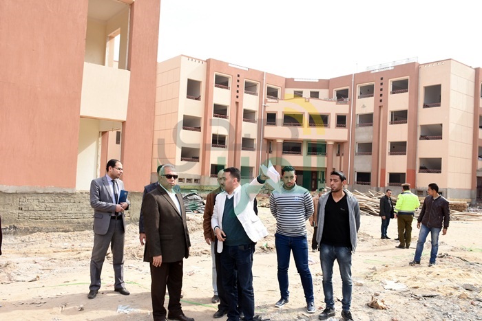 محافظ الشرقية يتفقد مدرسة المتفوقين بمدينة الزقازيق بتكلفة 57 مليون جنيه