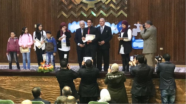طلاب عين شمس التعليمية يحصلون على المراكز الأولى فى مسابقة "النيل مستقبلنا" طلاب عين شمس التعليمية يحصلون على المراكز الأولى فى مسابقة "النيل مستقبلنا"