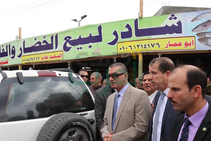 بالصور.. محافظ كفر الشيخ يشدد على فتح منافذ جديدة لبيع السلع الغذائية