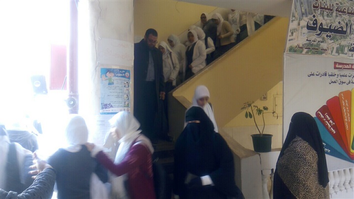 بالصور والفيديو..تعليم كفر الشيخ ينفذ خطة إخلاء مدرسة لمواجهة الكوارث