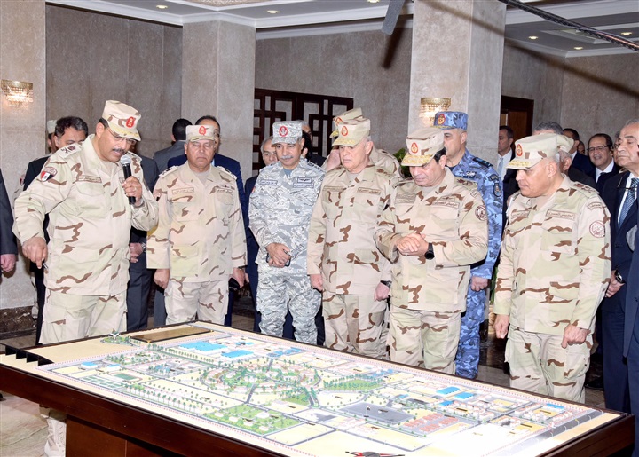 السيسي يفتتح قيادة قوات ​شرق القناة لمكافحة الإرهاب 