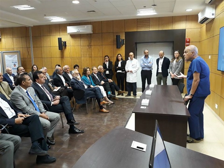 "عبد الغفار" يتفقد مؤسسة مجدي يعقوب لعلاج أمراض القلب بأسوان 
