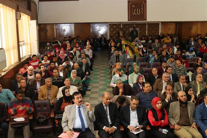 بالصور.. محافظ كفر الشيخ يحذر من شائعات المتربصين بمصر لإحباط أهدافهم الخبيثة