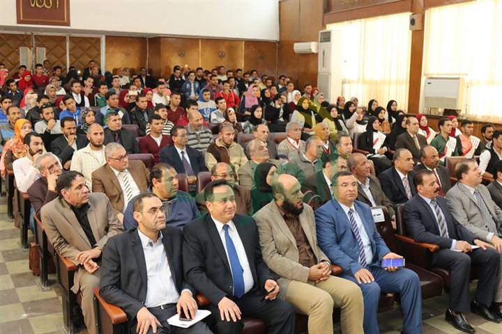 بالصور.. محافظ كفر الشيخ يحذر من شائعات المتربصين بمصر لإحباط أهدافهم الخبيثة