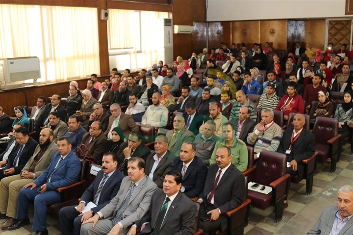 بالصور.. محافظ كفر الشيخ يحذر من شائعات المتربصين بمصر لإحباط أهدافهم الخبيثة