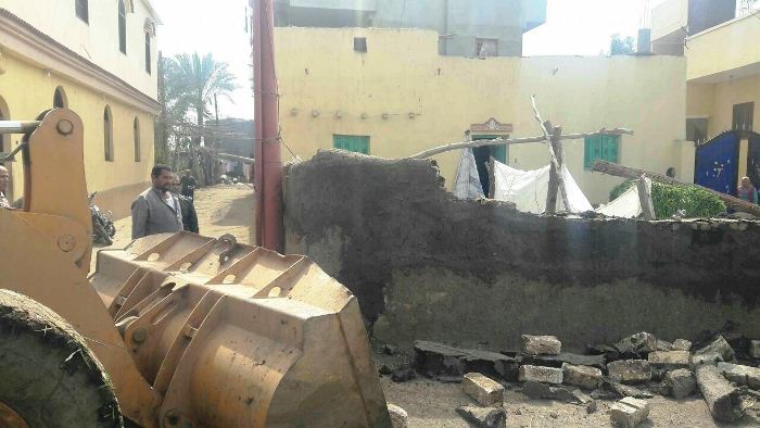 إزالات فورية لـ220 حالة تعدي بالبناء المخالف على الأراضي الزراعية بالشرقية 