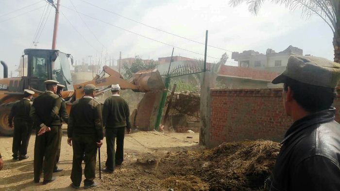 إزالات فورية لـ220 حالة تعدي بالبناء المخالف على الأراضي الزراعية بالشرقية 