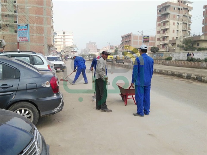 بالصور.. حملة نظافة وتجميل لرفع كفاءة الشوارع في قلين